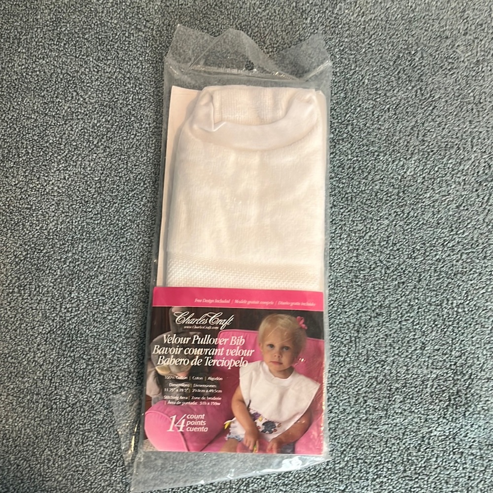 CharlesCraft Velour Pullover Bib. 1776
